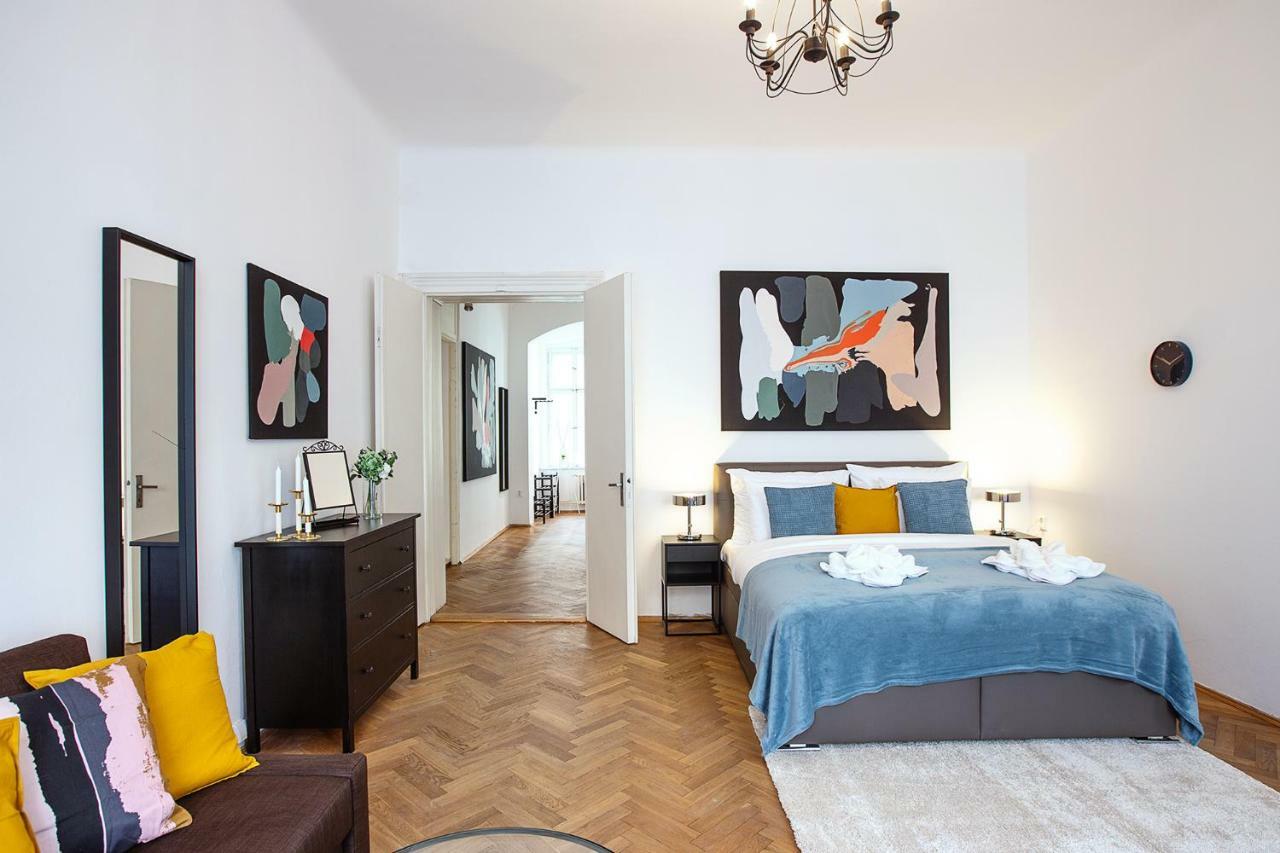 5Br 2Bath Family Apt 5Mins To Wenceslas Square Prague Exterior photo